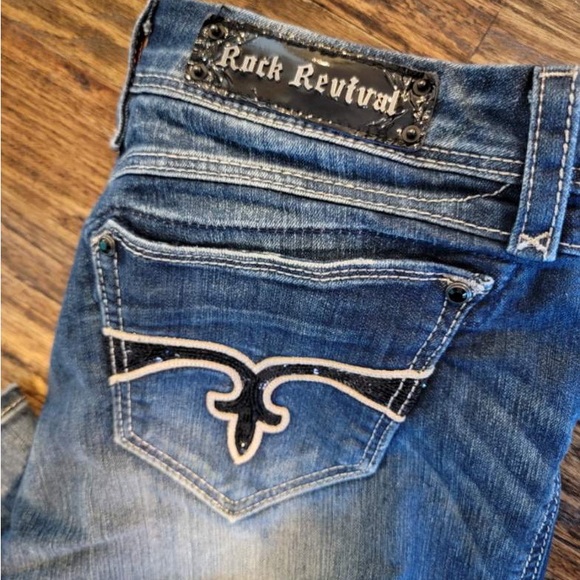 Rock Revival size 32 jeans Like new Flare - Picture 4 of 6